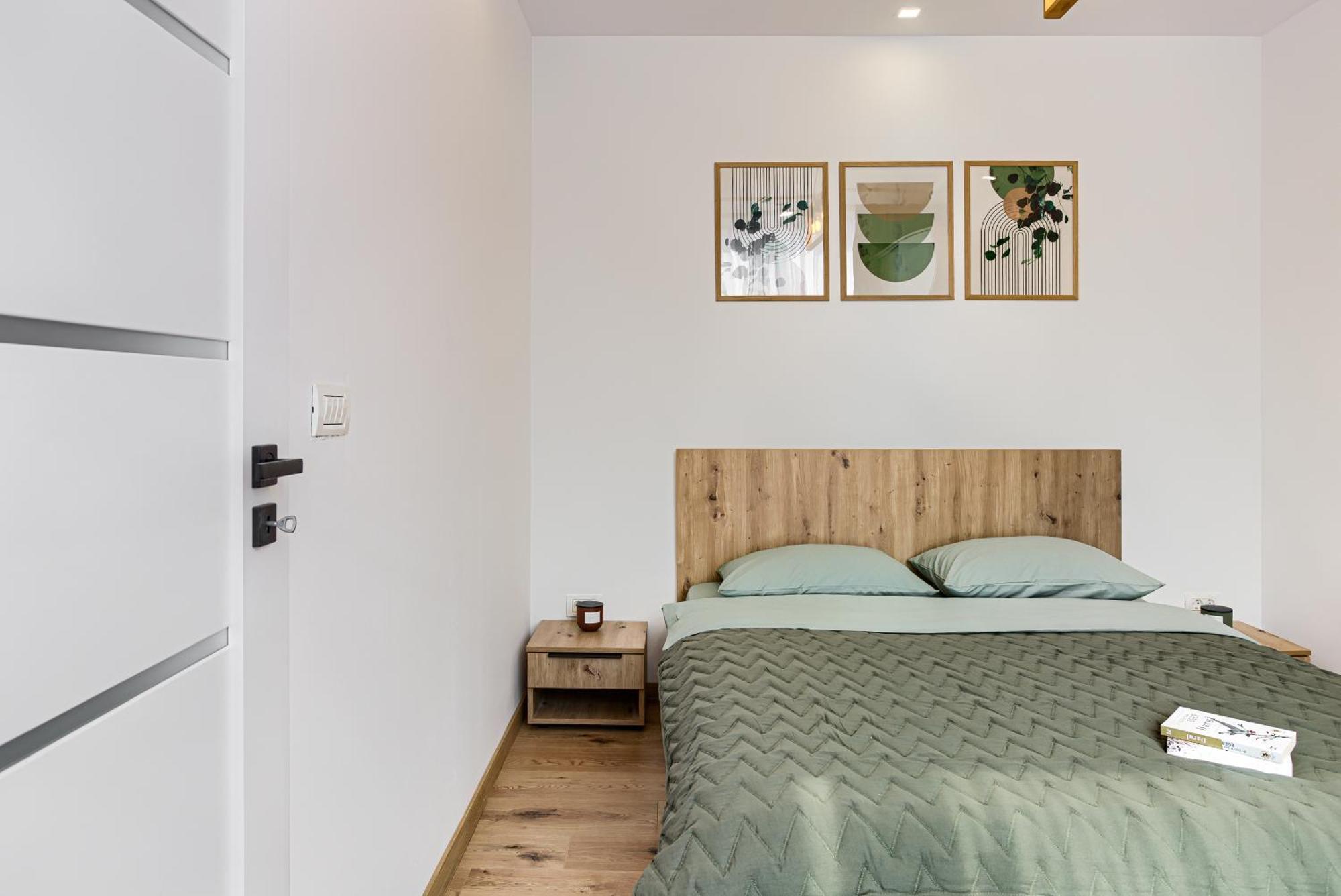 Marina Apartment Arad Buitenkant foto