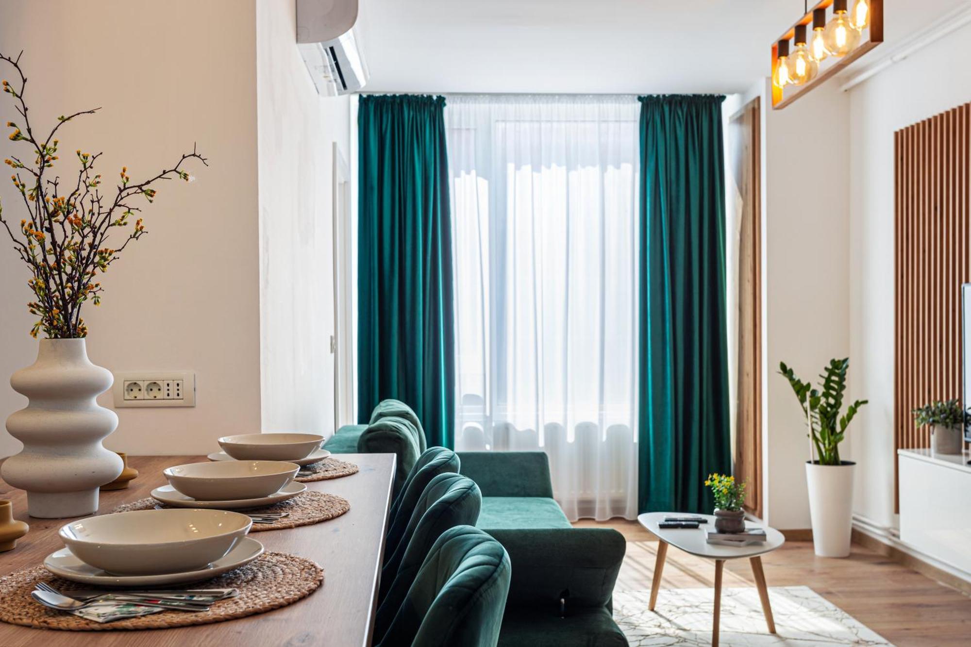 Marina Apartment Arad Buitenkant foto